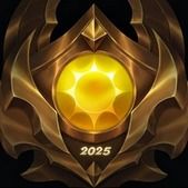 Biểu Tượng Mùa Giải 2025 - Vàng
